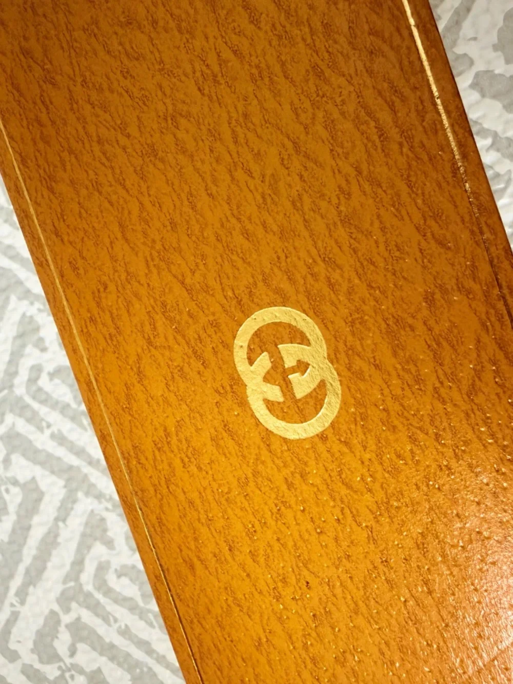 Authentic Gucci 9000M Watch